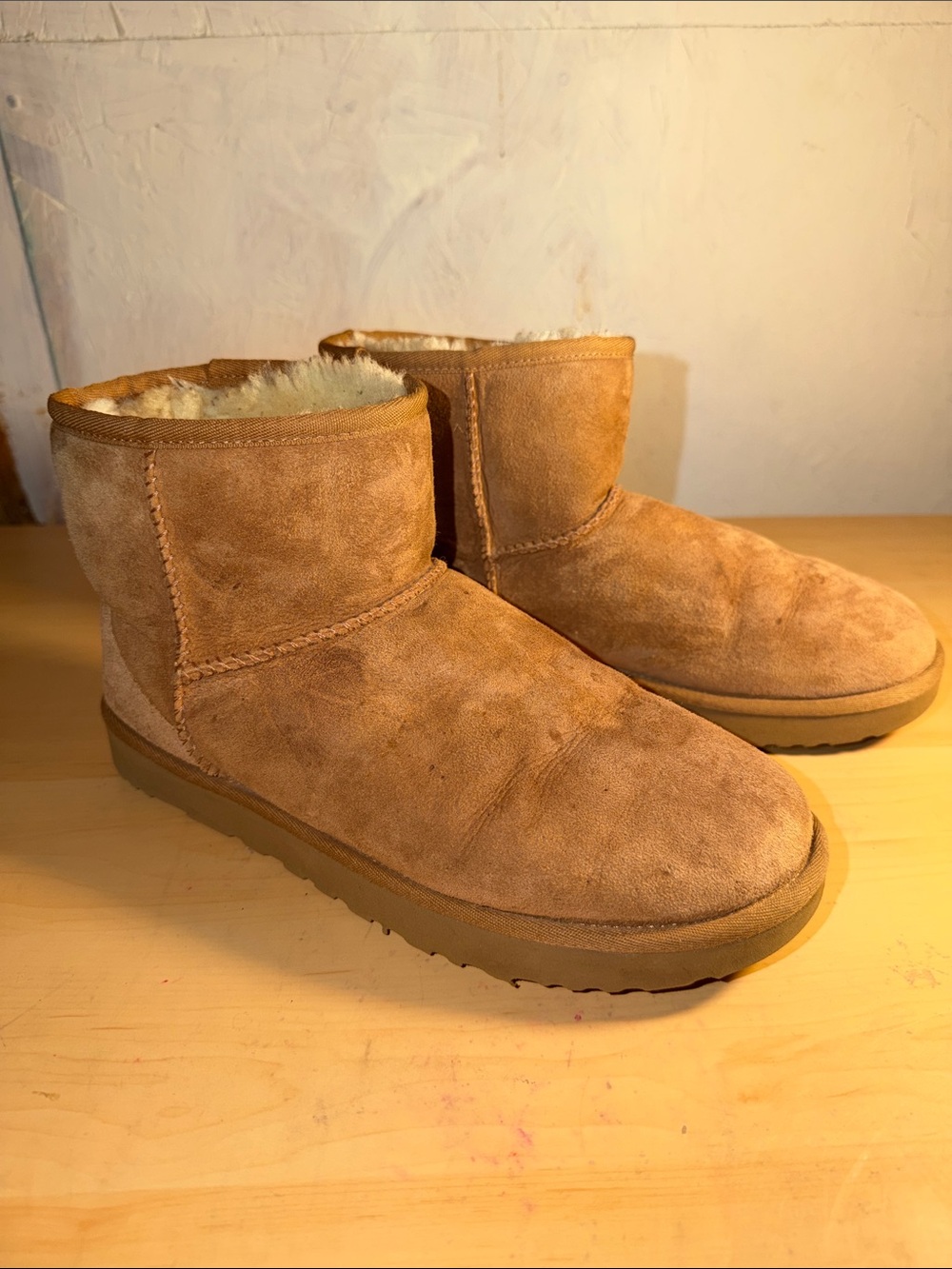 UGG Classic Short Suede Shearling Ankle Boot - Chestnut